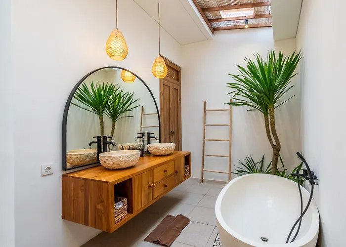 Villa Amaliza - Tropical Escape - 4bdrs In Bingin
