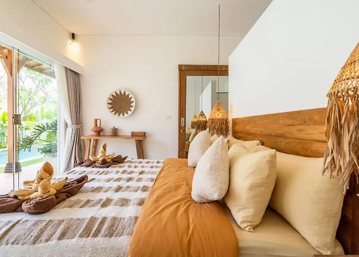 Villa Amaliza - Tropical Escape - 4bdrs In Bingin *