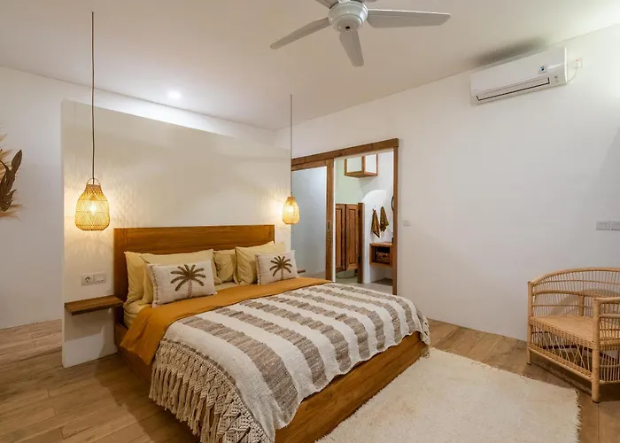 Villa Amaliza - Tropical Escape - 4bdrs In Bingin