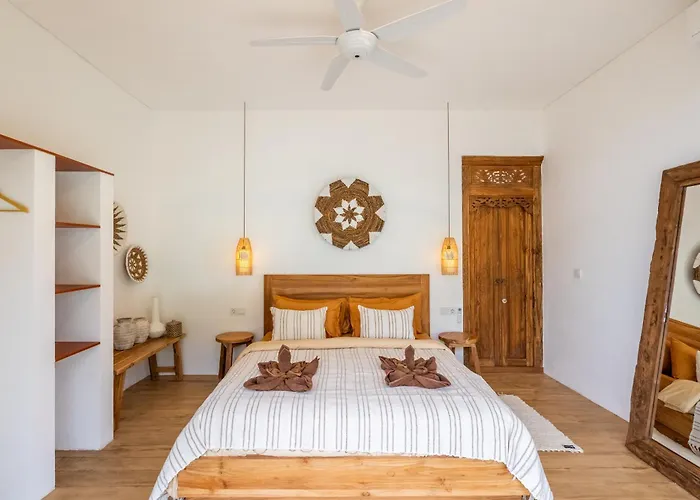 Villa Amaliza - Tropical Escape - 4bdrs In Bingin
