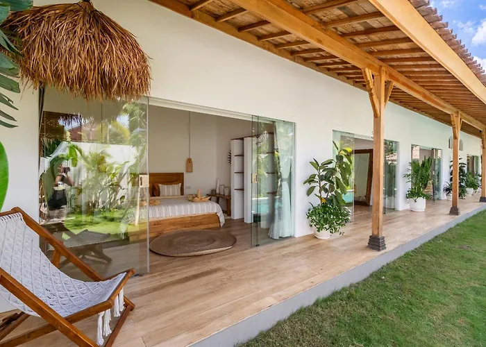 Villa Amaliza - Tropical Escape - 4bdrs In Bingin *